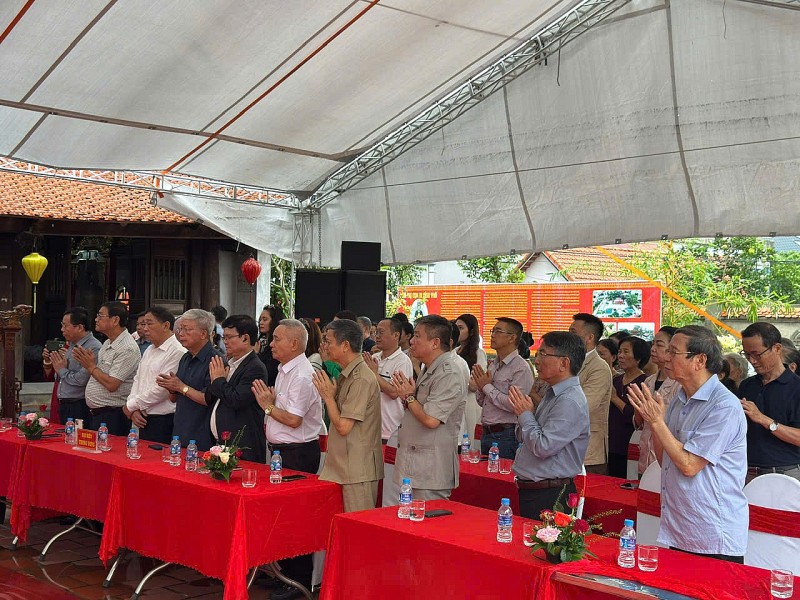 Lễ an vị ngai và bài vị Thánh phụ, Thánh mẫu Đại danh y – Thiền sư Tuệ Tĩnh tại Đền Xưa