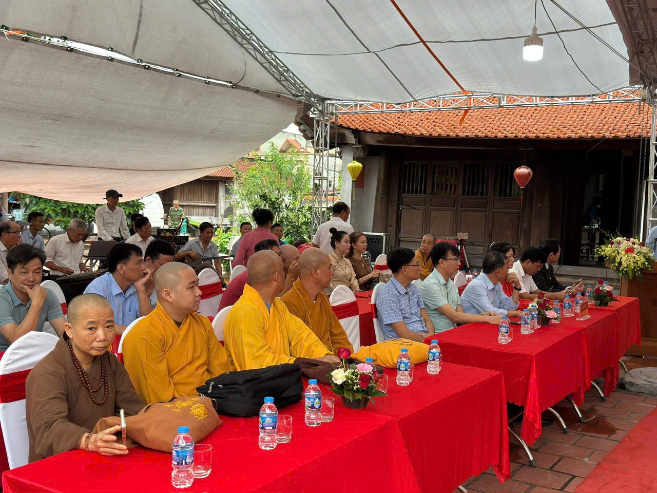 Lễ an vị ngai và bài vị Thánh phụ, Thánh mẫu Đại danh y – Thiền sư Tuệ Tĩnh tại Đền Xưa