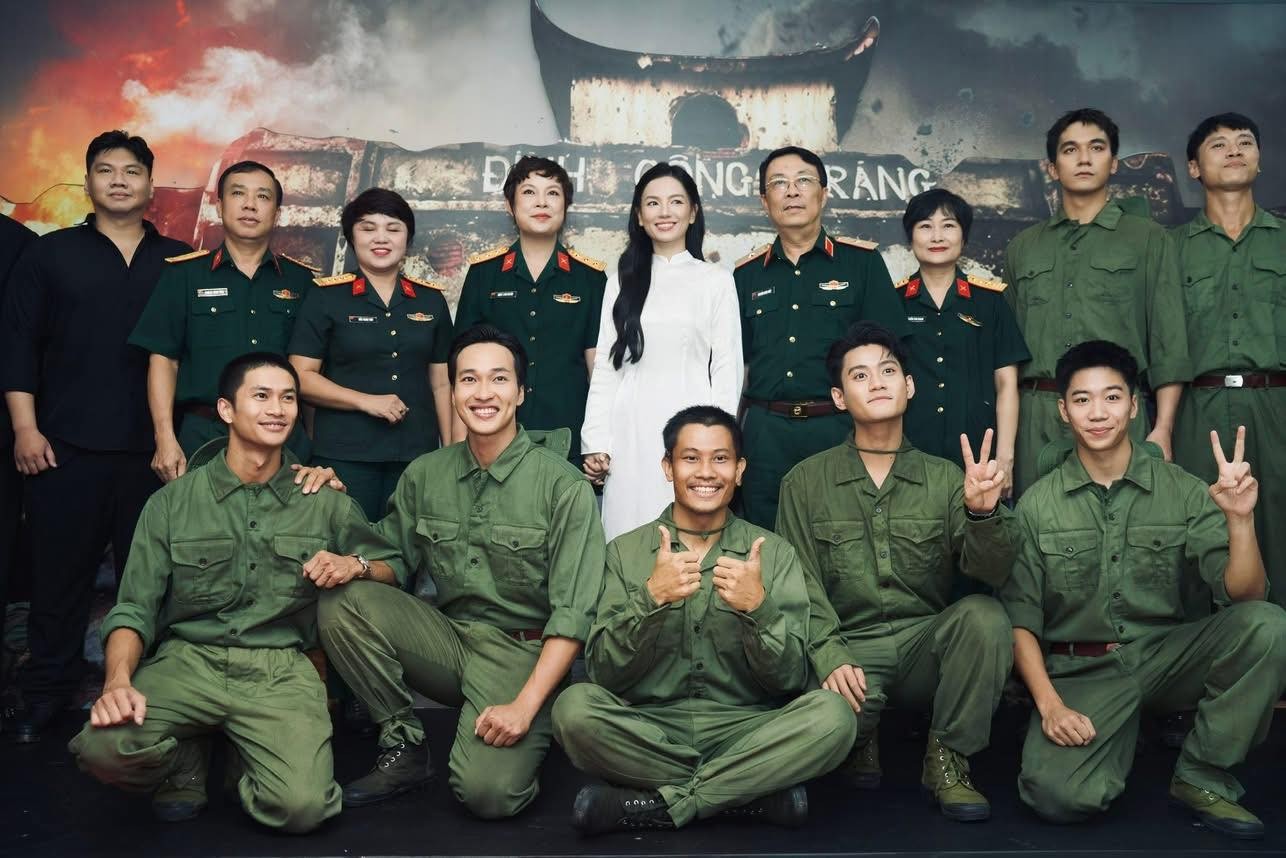 Phim “Mưa đỏ” chính thức rời rạp với doanh thu kỷ lục gần 714 tỷ đồng