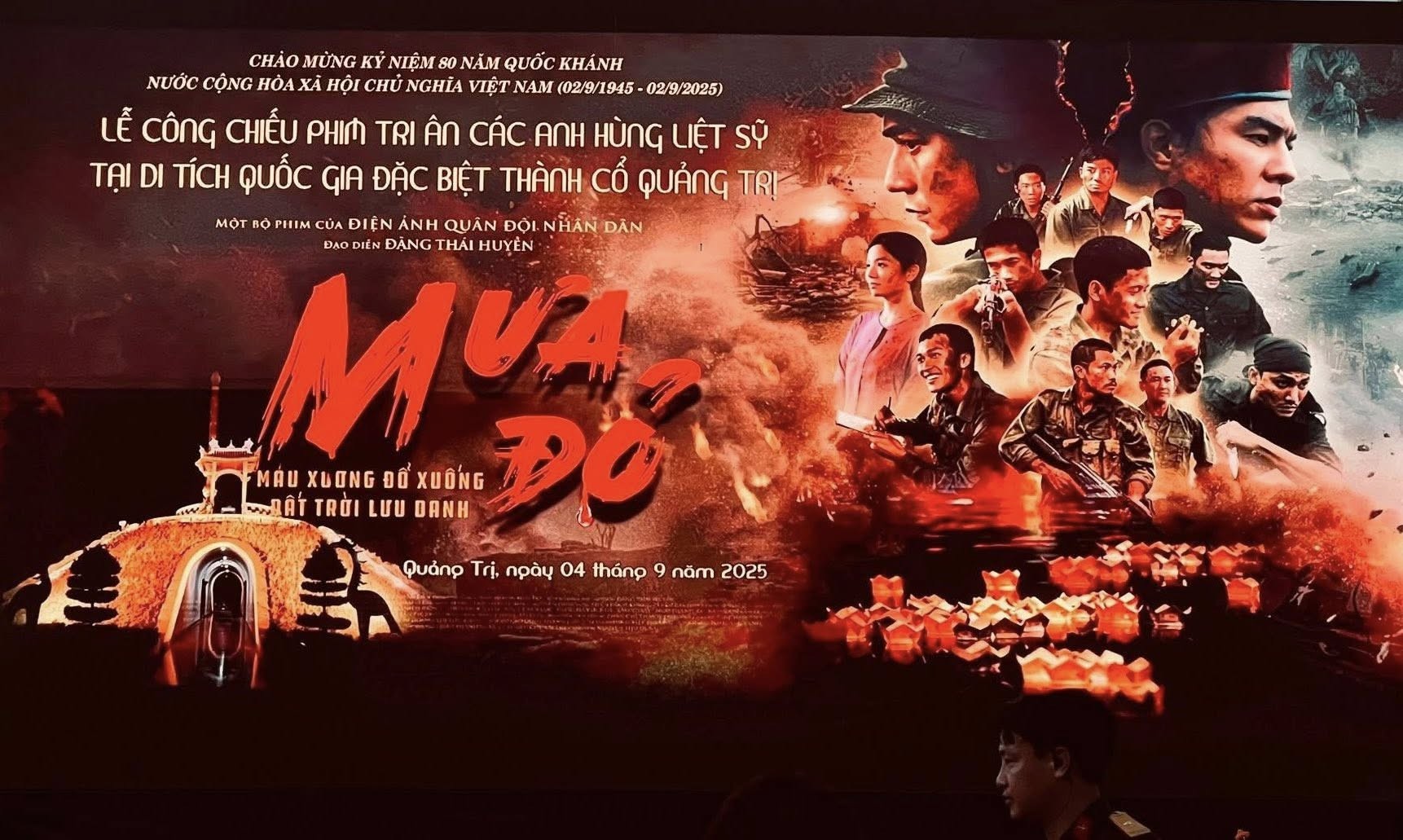 Phim “Mưa đỏ” chính thức rời rạp với doanh thu kỷ lục gần 714 tỷ đồng