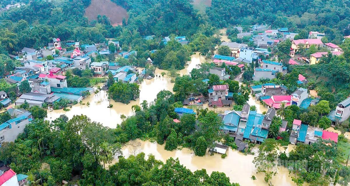 Bộ Y tế cảnh báo nguy cơ dịch bệnh từ mưa lũ sau bão số 10