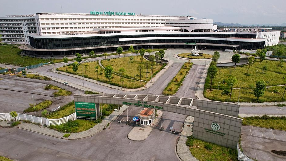 Yêu cầu đưa Bệnh viện Bạch Mai, Việt Đức Cơ sở 2 vào hoạt động trước ngày 30/11