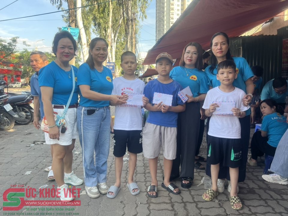 Hội Thiện Nguyện 1979 Việt Nam: Trung thu yêu thương cho các chiến binh nhí – Hành trình 9 năm lan tỏa ánh trăng nhân ái Hội Thiện Nguyện 1979 Việt Nam: Trung thu yêu thương cho các chiến binh nhí – Hành trình 9 năm lan tỏa ánh trăng nhân ái