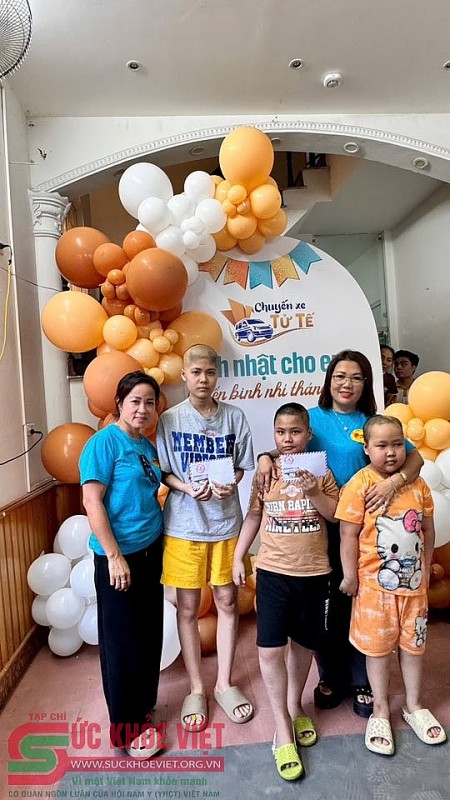 Hội Thiện Nguyện 1979 Việt Nam: Trung thu yêu thương cho các chiến binh nhí – Hành trình 9 năm lan tỏa ánh trăng nhân ái Hội Thiện Nguyện 1979 Việt Nam: Trung thu yêu thương cho các chiến binh nhí – Hành trình 9 năm lan tỏa ánh trăng nhân ái