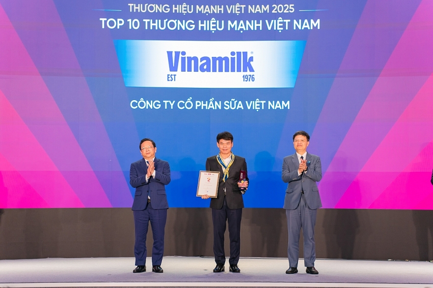 Vinamilk- Doanh nghiệp F&amp;B duy nhất được vinh danh Top 10 thương hiệu mạnh Việt Nam 2025