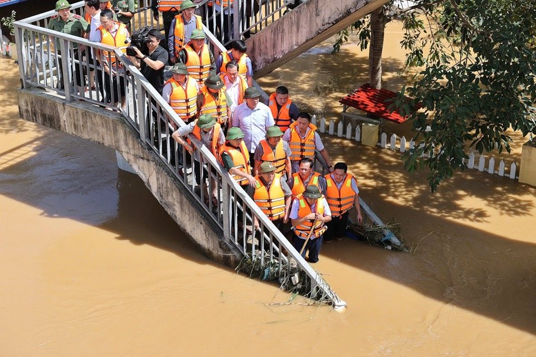 Thủ tướng yêu cầu khôi phục ngay các cơ sở y tế, trạm xá ở Thái Nguyên