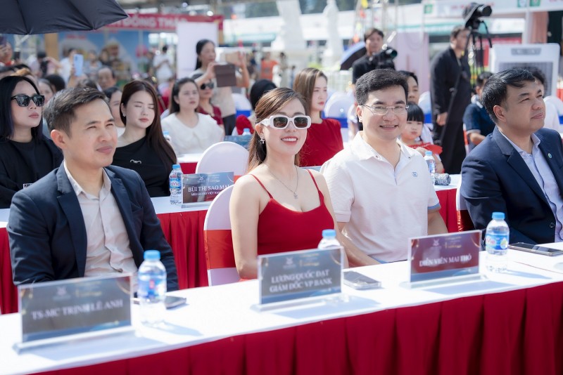 Viện nha khoa thẩm mỹ Anh Dental ra mắt cơ sở Hà Nội – Kiến tạo nụ cười, lan tỏa hạnh phúc