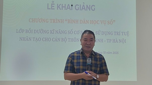 FBU khai giảng lớp “Bình dân học vụ số” đầu tiên: Đưa AI và kỹ năng số tới tận cán bộ cơ sở xã Mê Linh