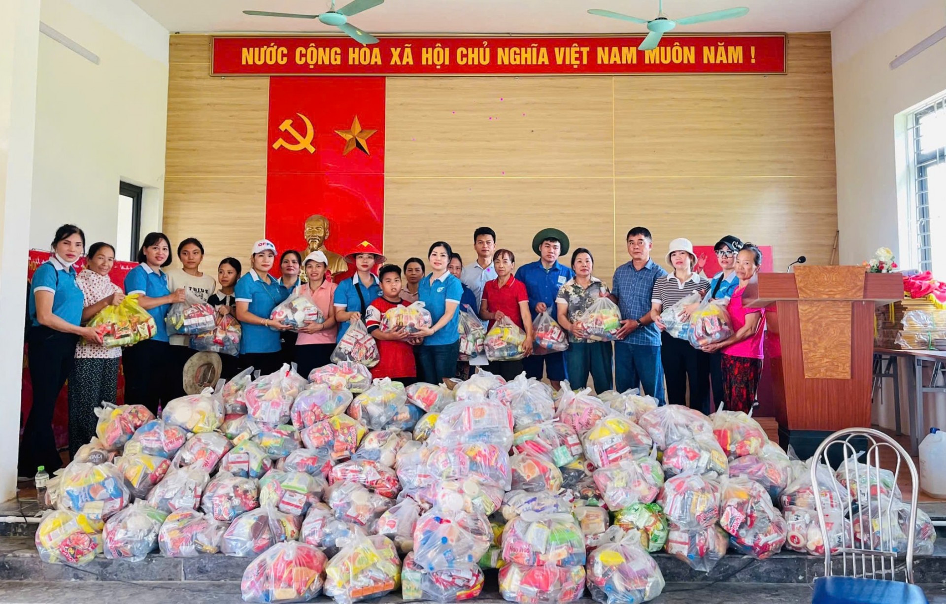 Thôn Ngọc Chi hướng về vùng lũ – Lan tỏa tình người, chia sẻ yêu thương