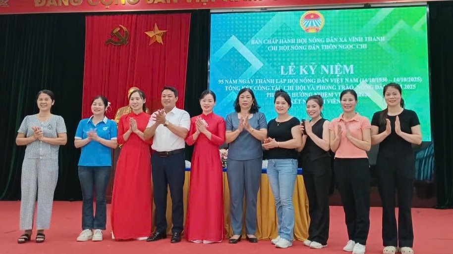 Chi hội Nông dân Thôn Ngọc Chi long trọng tổ chức Lễ mít tinh kỷ niệm 95 năm Ngày thành lập Hội Nông dân Việt Nam và Tổng kết công tác Hội năm 2025