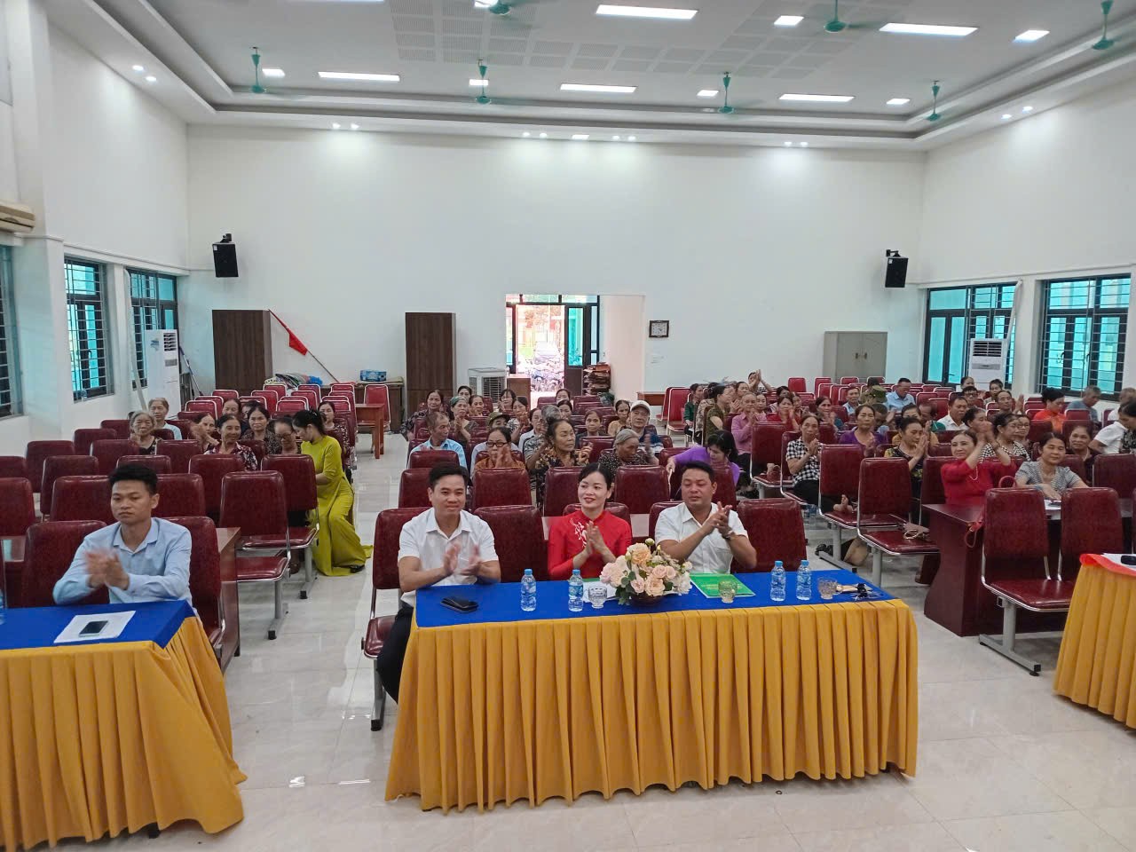 Chi hội Nông dân Thôn Ngọc Chi long trọng tổ chức Lễ mít tinh kỷ niệm 95 năm Ngày thành lập Hội Nông dân Việt Nam và Tổng kết công tác Hội năm 2025