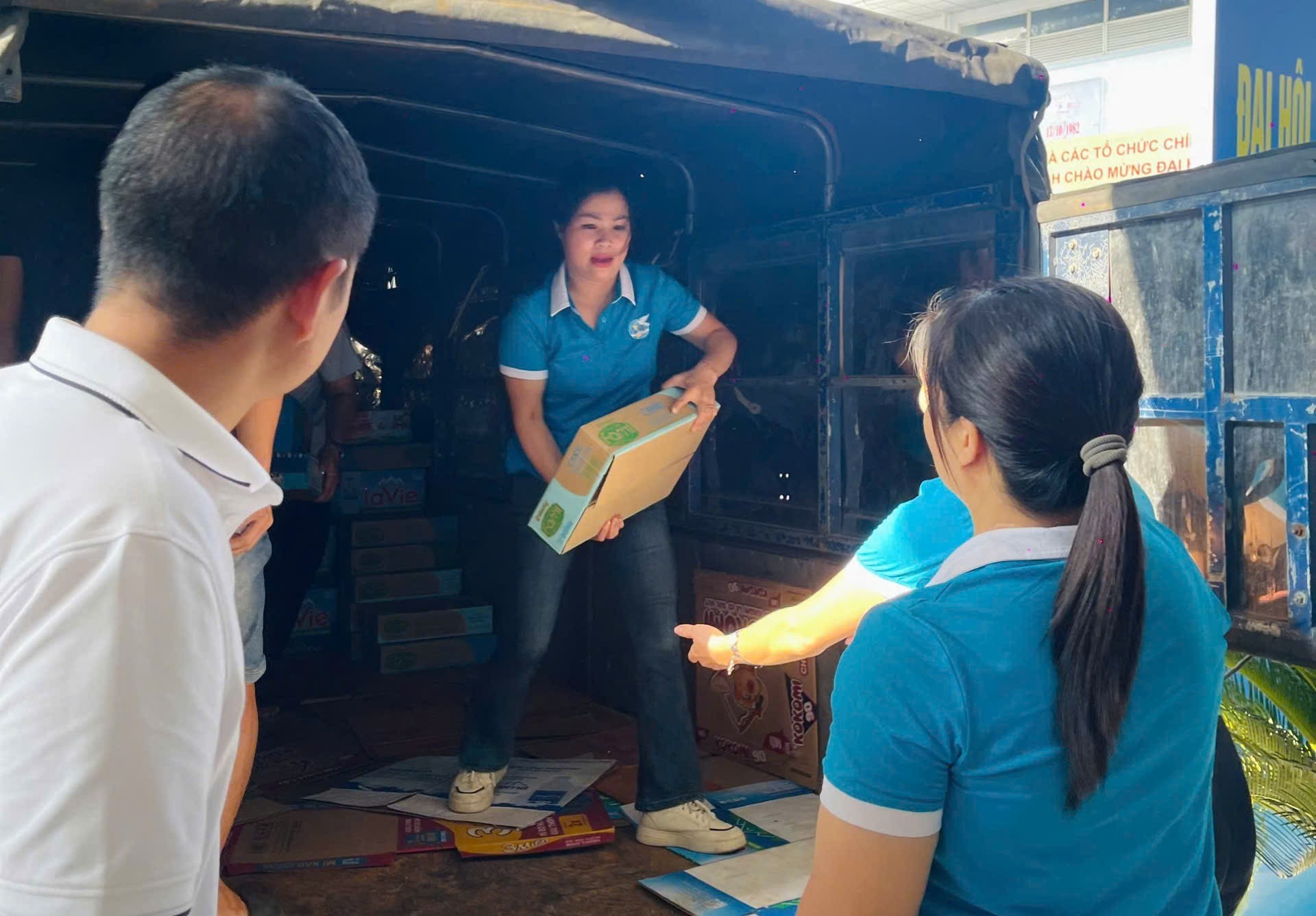 Thôn Ngọc Chi hướng về vùng lũ – Lan tỏa tình người, chia sẻ yêu thương