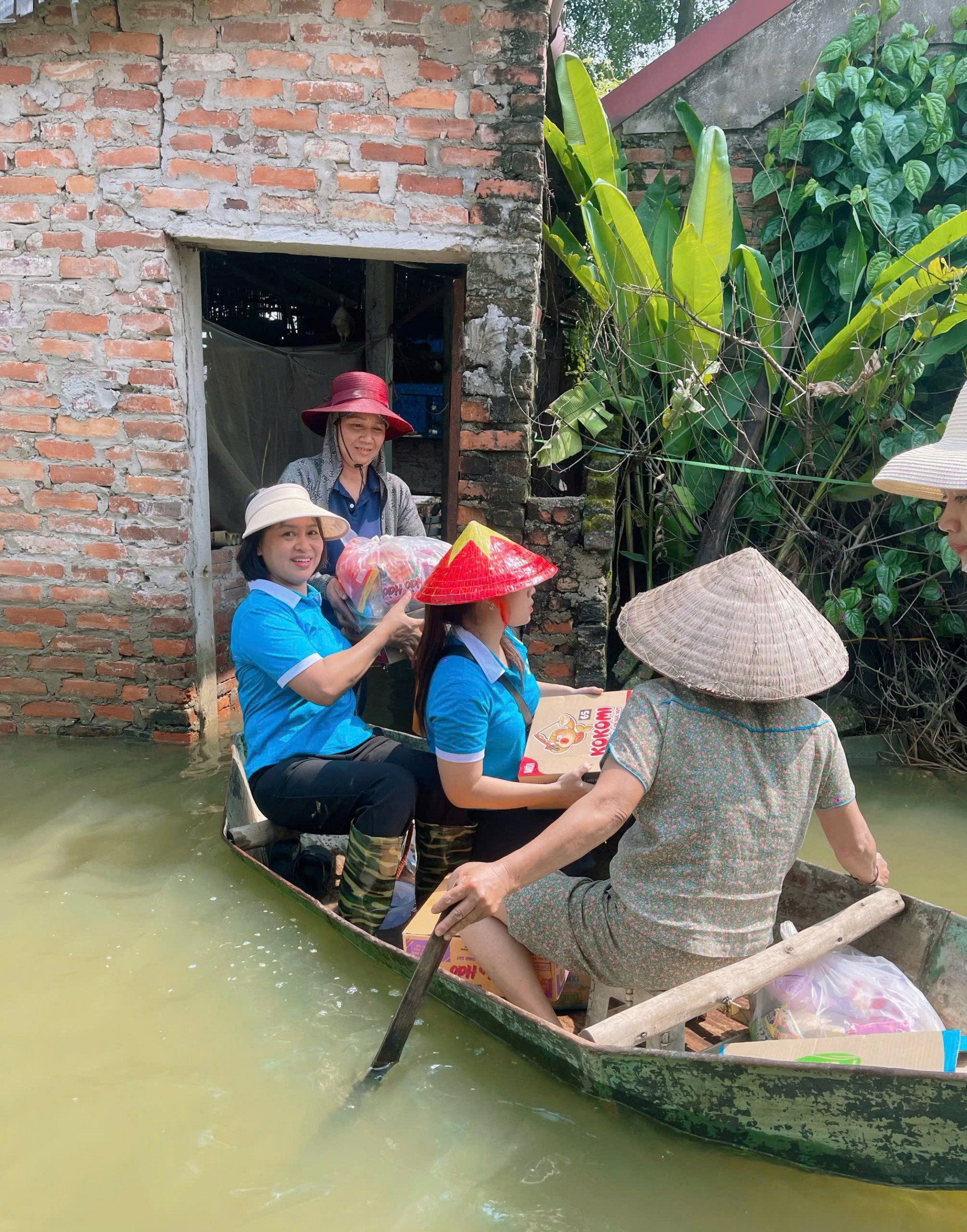 Thôn Ngọc Chi hướng về vùng lũ – Lan tỏa tình người, chia sẻ yêu thương