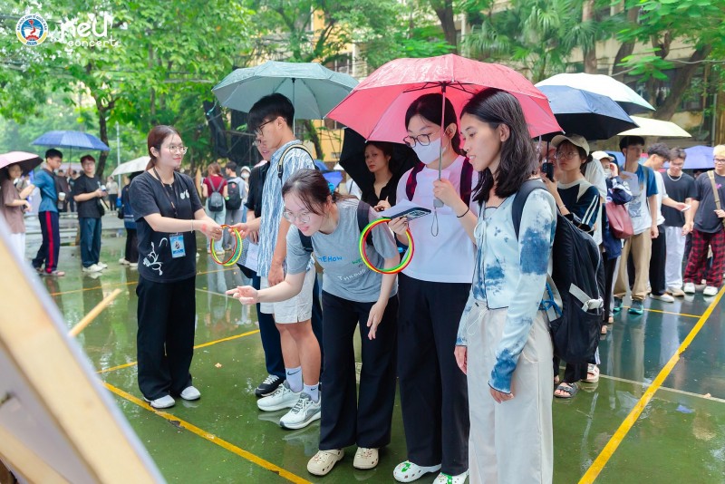 NEU Concert 2025: Đắm mình vào đường đua âm nhạc đầy sôi động cùng dàn line-up cực khủng