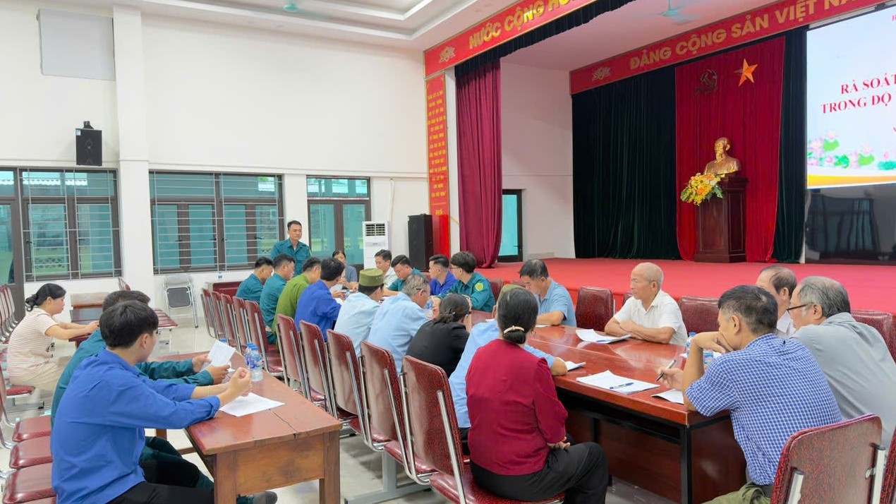 Thôn Ngọc Chi tổ chức Hội nghị rà soát, xét duyệt công dân trong độ tuổi sẵn sàng nhập ngũ năm 2026