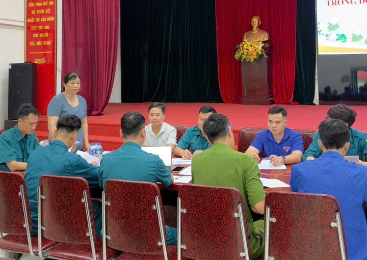 Thôn Ngọc Chi tổ chức Hội nghị rà soát, xét duyệt công dân trong độ tuổi sẵn sàng nhập ngũ năm 2026