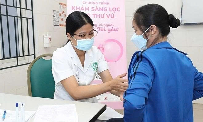 Chiến dịch nâng cao nhận thức về bệnh ung thư vú