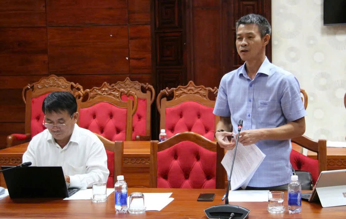 Đoàn Đại biểu Quốc hội (ĐBQH) tỉnh Đắk Lắk tổ chức hội nghị góp ý 5 dự án luật: Cần phân định rõ thẩm quyền, tránh chồng chéo để tháo gỡ điểm nghẽn Đoàn Đại biểu Quốc hội (ĐBQH) tỉnh Đắk Lắk tổ chức hội nghị góp ý 5 dự án luật: Cần phân định rõ thẩm quyền, tránh chồng chéo để tháo gỡ điểm nghẽn