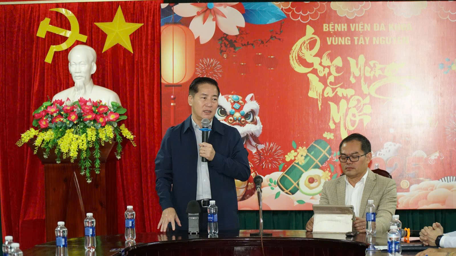 Bệnh viện Bình Dân hỗ trợ Bệnh viện Đa khoa vùng Tây Nguyên nâng cao chất lượng điều trị Ngoại Thận – Tiết niệu Bệnh viện Bình Dân hỗ trợ Bệnh viện Đa khoa vùng Tây Nguyên nâng cao chất lượng điều trị Ngoại Thận – Tiết niệu