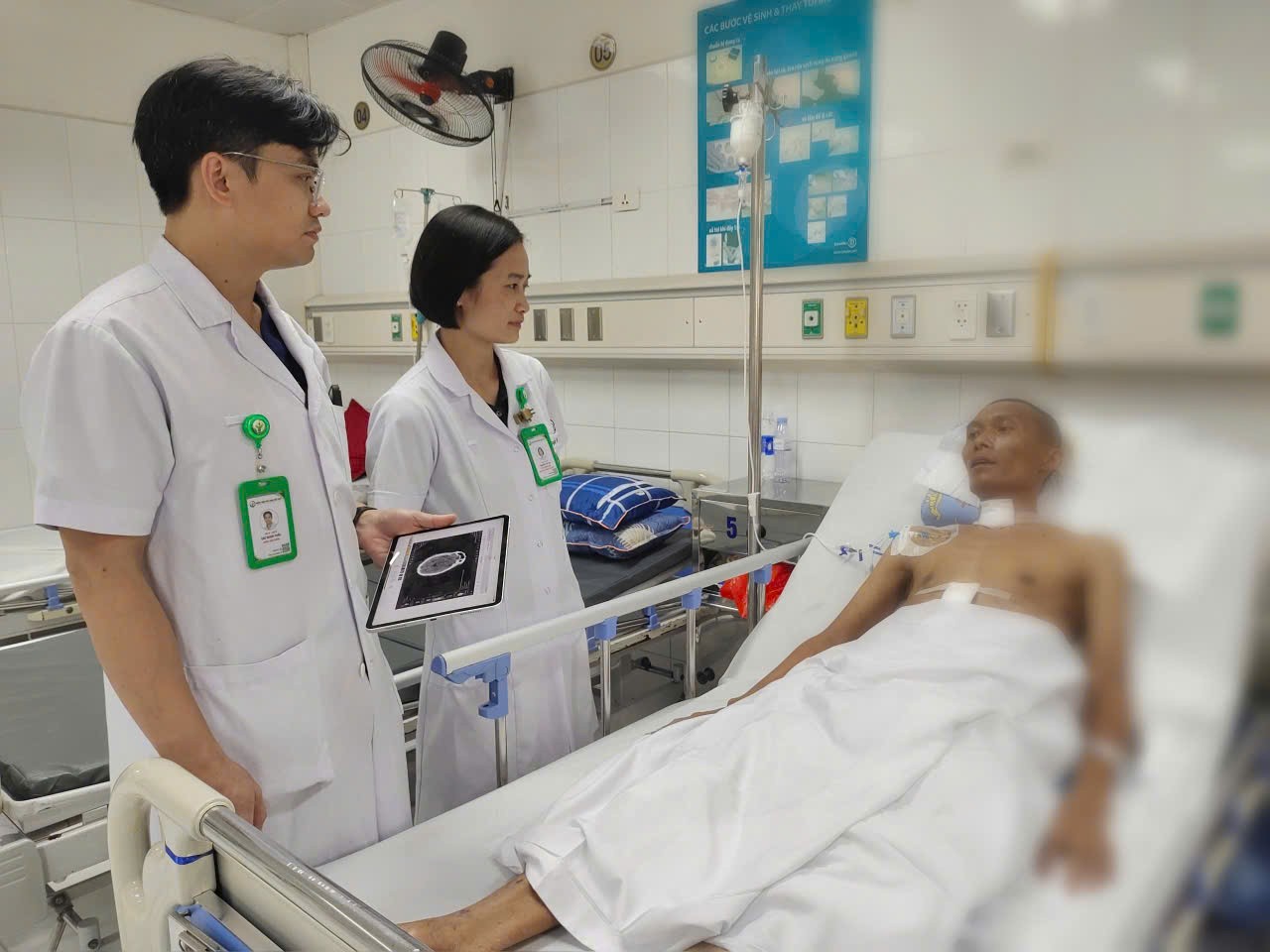 Kỳ tích hồi sinh tại Bệnh viện Việt Đức– Nơi trái tim và trí tuệ người thầy thuốc thắp lại sự sống Kỳ tích hồi sinh tại Bệnh viện Việt Đức– Nơi trái tim và trí tuệ người thầy thuốc thắp lại sự sống