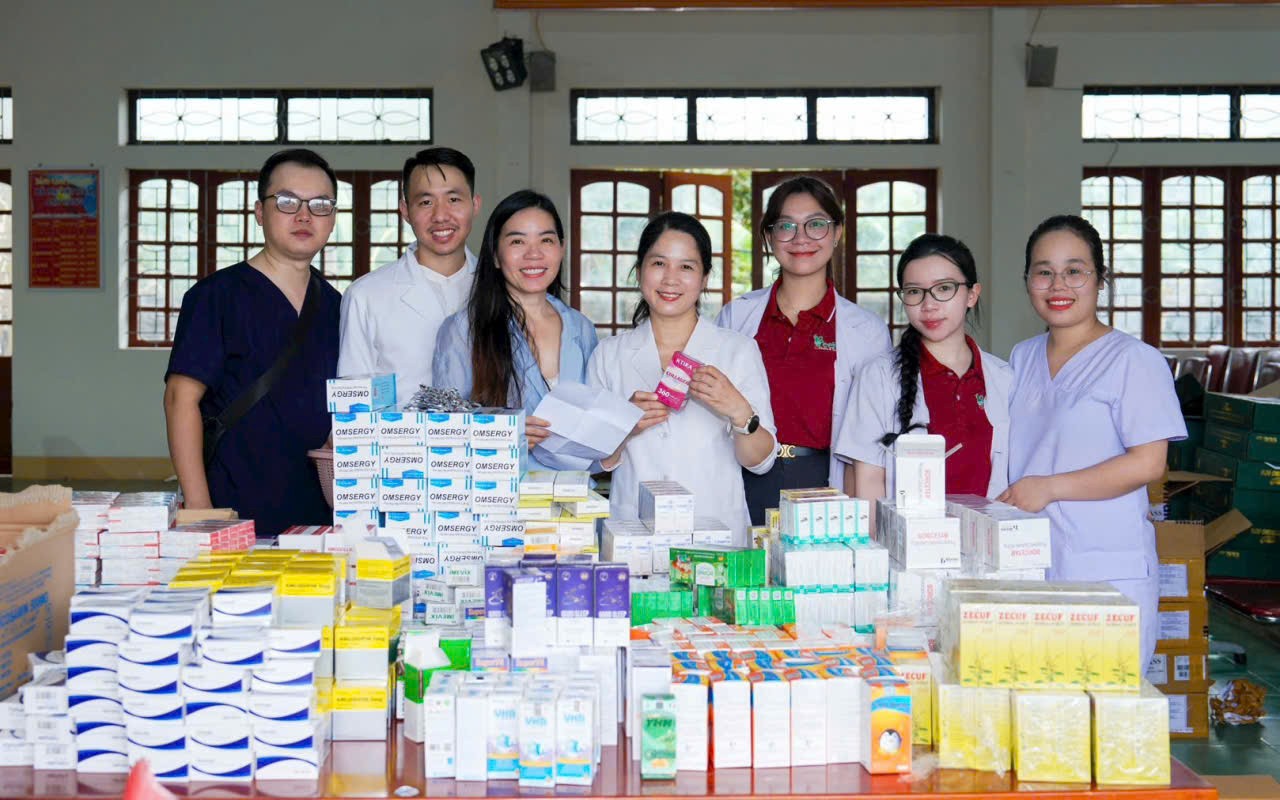 “Nắng Mùa Hạ 2025”: Khi trái tim người thầy thuốc tỏa sáng nơi miền quê xứ Nghệ