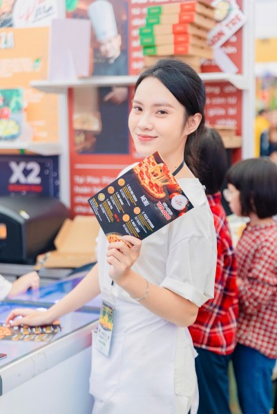 Pisa Pizza – Thương hiệu Việt Nam đại diện nghệ thuật ẩm thực pizza tại hội chợ mùa thu 2025