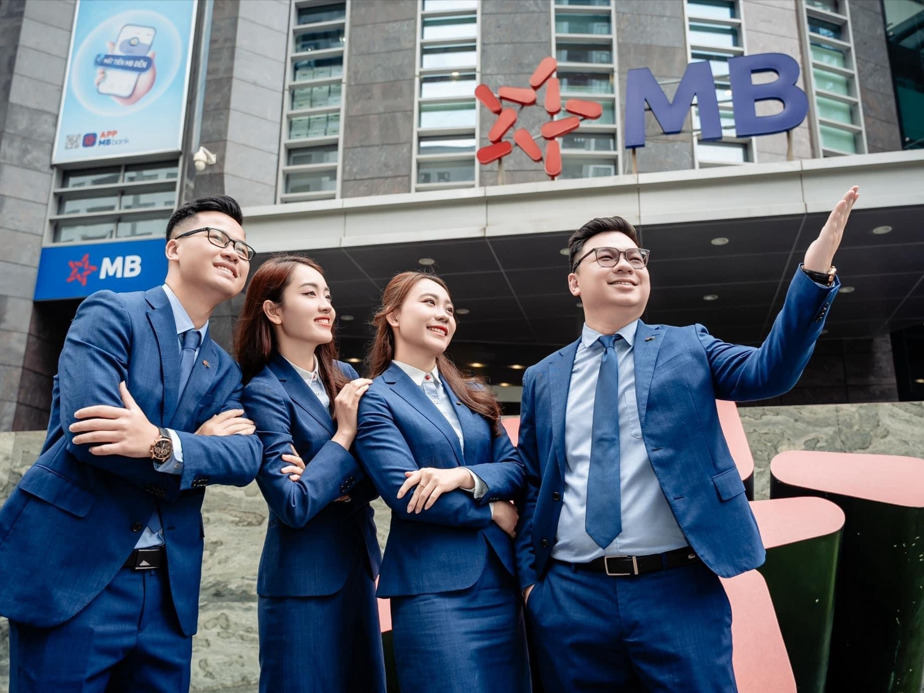 Hành trình vươn lên Top 3 lợi nhuận toàn ngành của ngân hàng MBBank