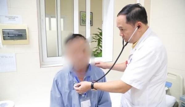 Phát hiện và điều trị sớm, điều kỳ diệu xảy ra với bệnh nhân ung thư 70 tuổi