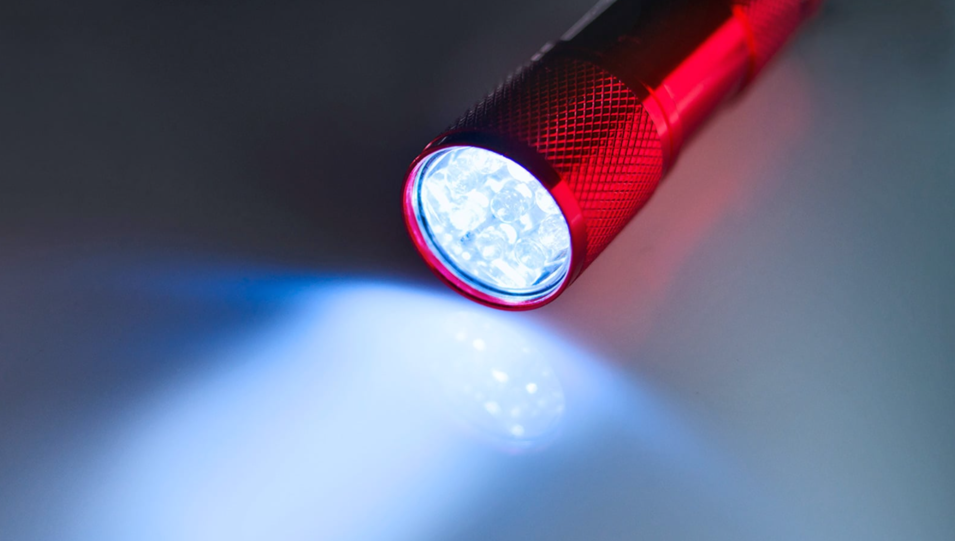 Bước tiến mới trong điều trị ung thư: Công nghệ ánh sáng đèn led kết hợp vật liệu nano Bước tiến mới trong điều trị ung thư: Công nghệ ánh sáng đèn led kết hợp vật liệu nano