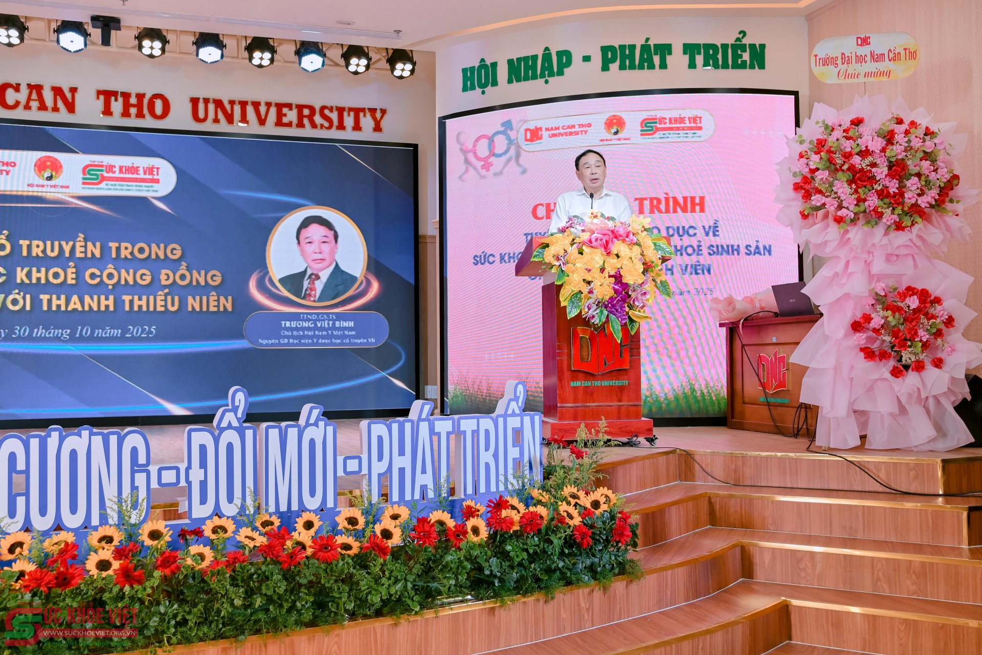 Chương trình tuyên truyền giáo dục sức khỏe sinh sản và tình dục cho học sinh, sinh viên tại Đại học Nam Cần Thơ