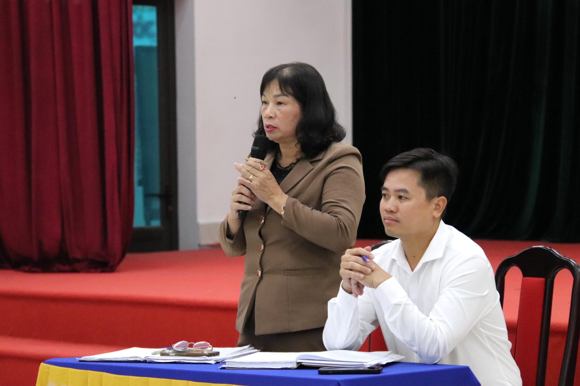 Chi bộ thôn Ngọc Chi, xã Vĩnh Thanh, Hà Nội sinh hoạt thường kỳ tháng 11/2025