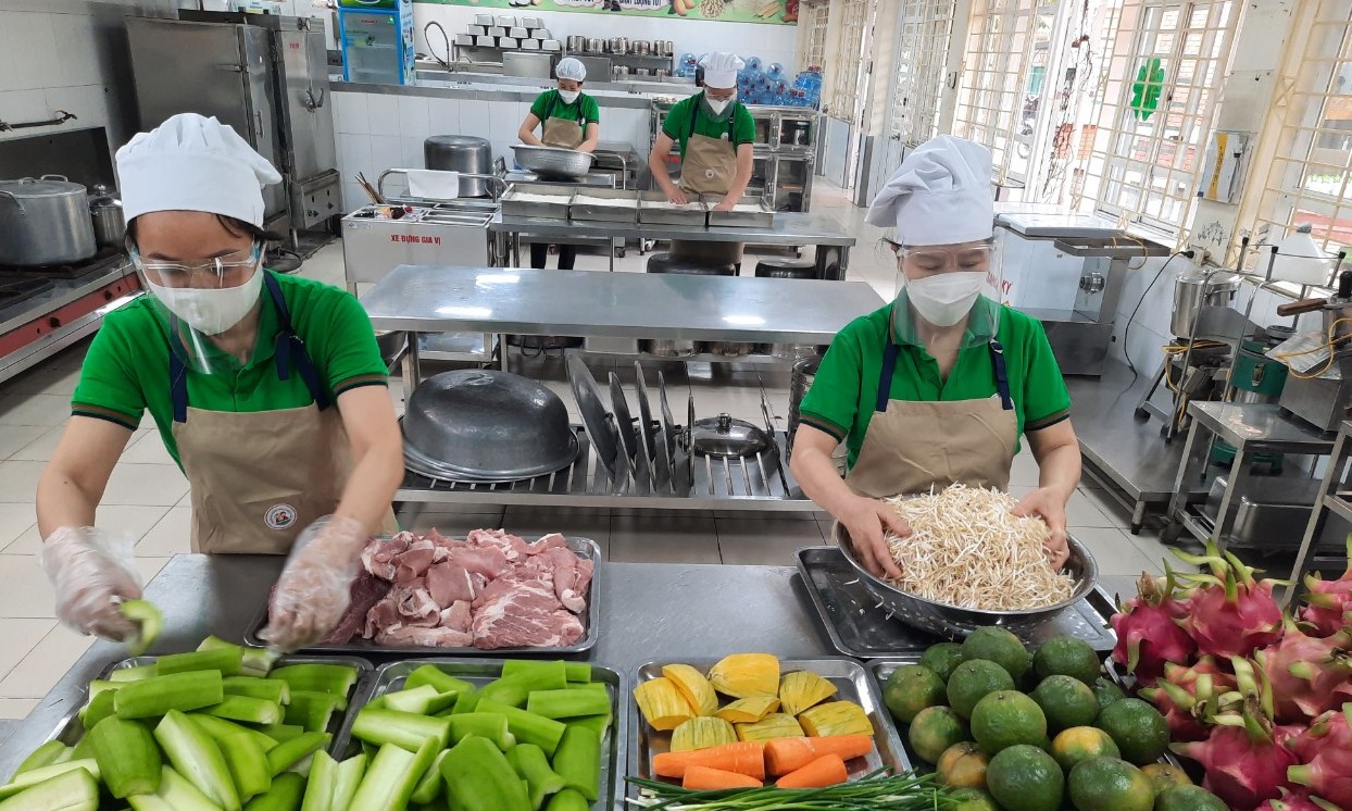 Tăng cường bảo đảm an toàn thực phẩm học đường và bếp ăn tập thể