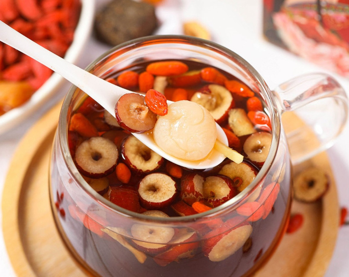 Trà táo đỏ - Thức uống dưỡng huyết, an thần theo y học cổ truyền