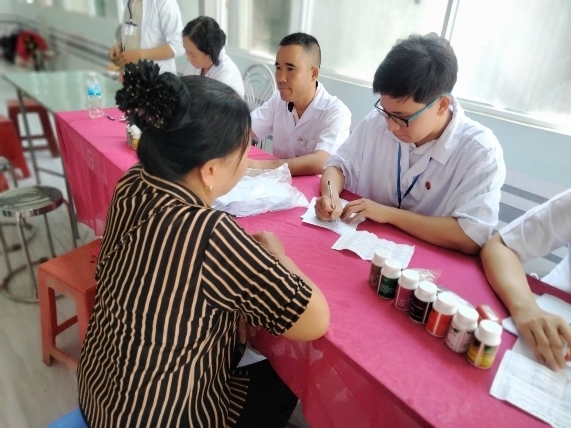 Tọa đàm Tọa đàm