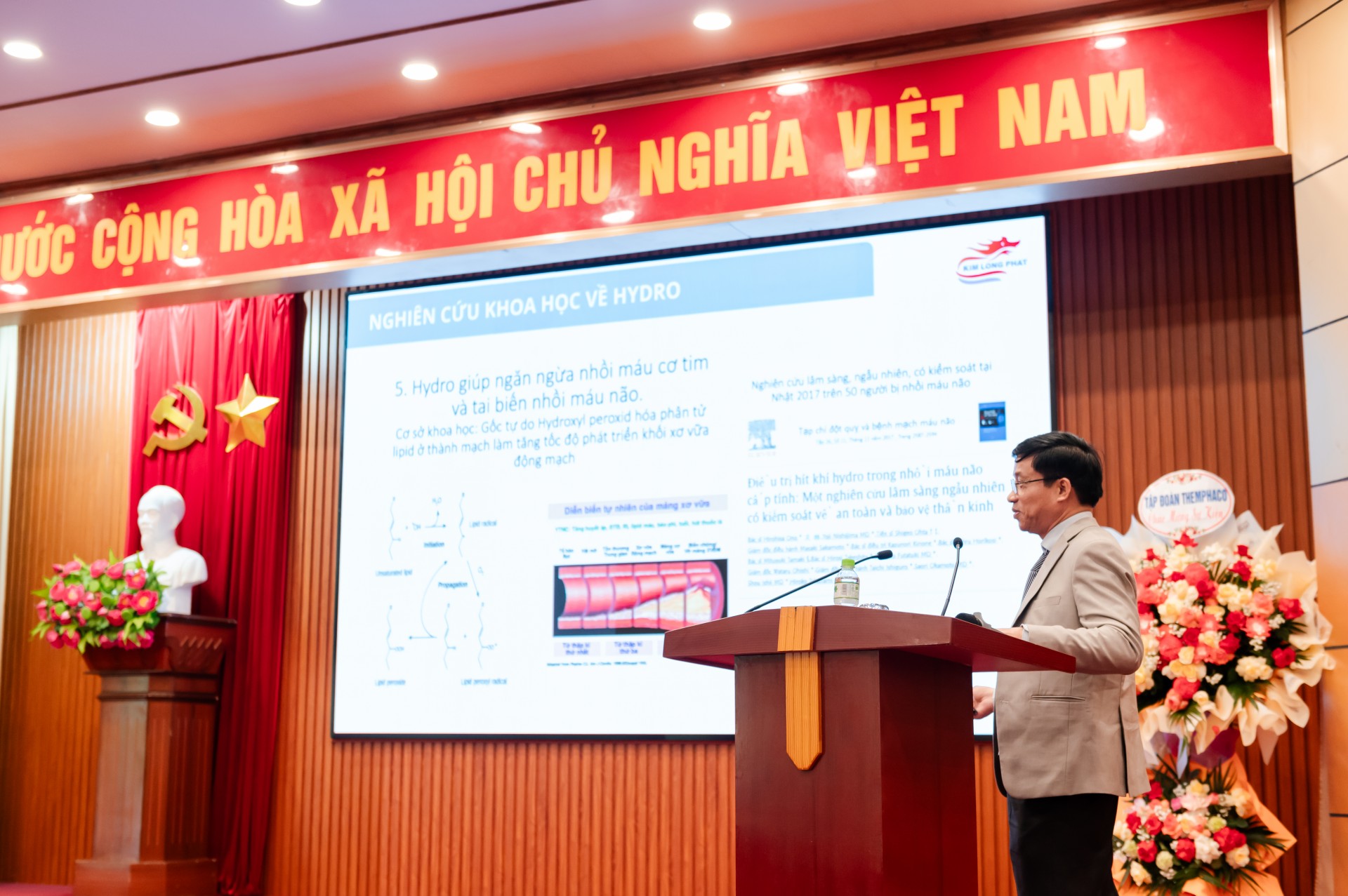 Hội thảo khoa học “Sức khỏe não bộ: Phòng ngừa suy giảm và tăng cường trí nhớ”   Cùng hành động và chăm sóc sức khỏe cộng đồng