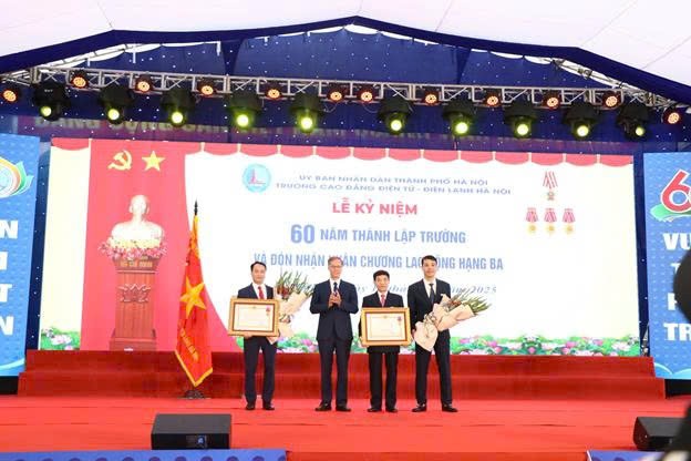 Trường Cao đẳng Điện tử - Điện lạnh Hà Nội: 60 năm vững bước, khát vọng vươn xa