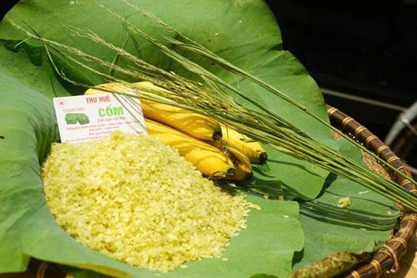 Cốm Thu Huệ – Giữ trọn hương vị mùa thu Hà Nội trong từng hạt cốm