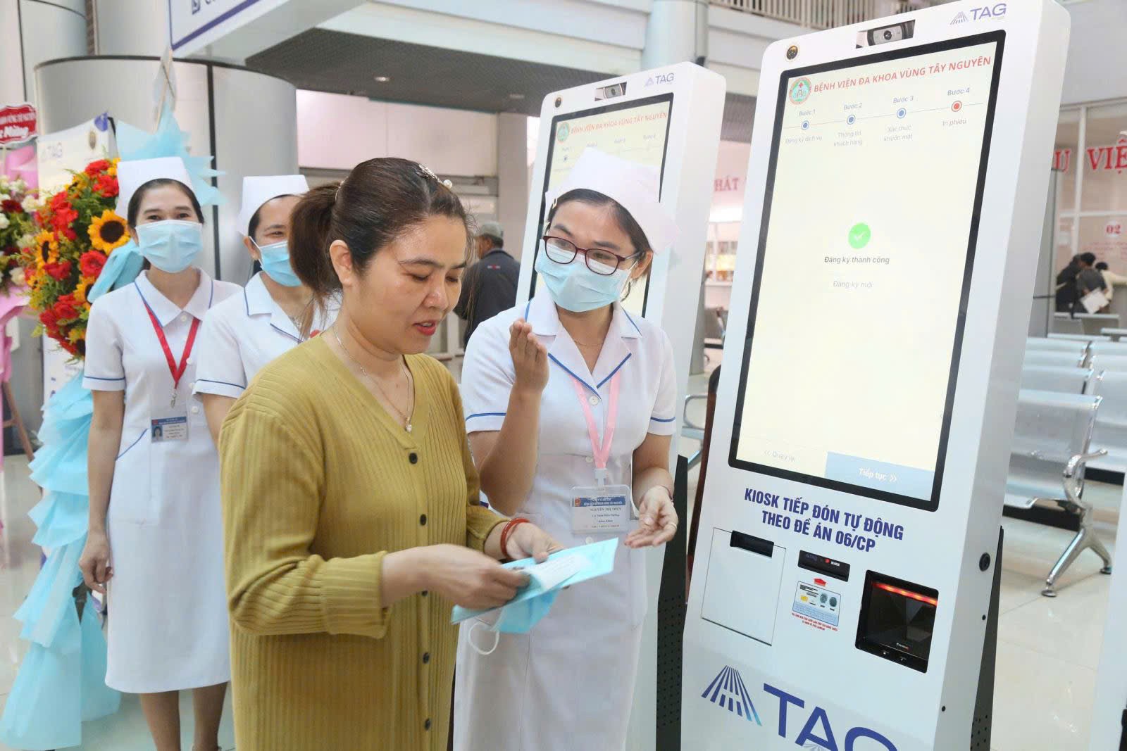 Đắk Lắk: Ngành Y tế đẩy mạnh chuyển đổi số, đạt nhiều kết quả nổi bật Đắk Lắk: Ngành Y tế đẩy mạnh chuyển đổi số, đạt nhiều kết quả nổi bật