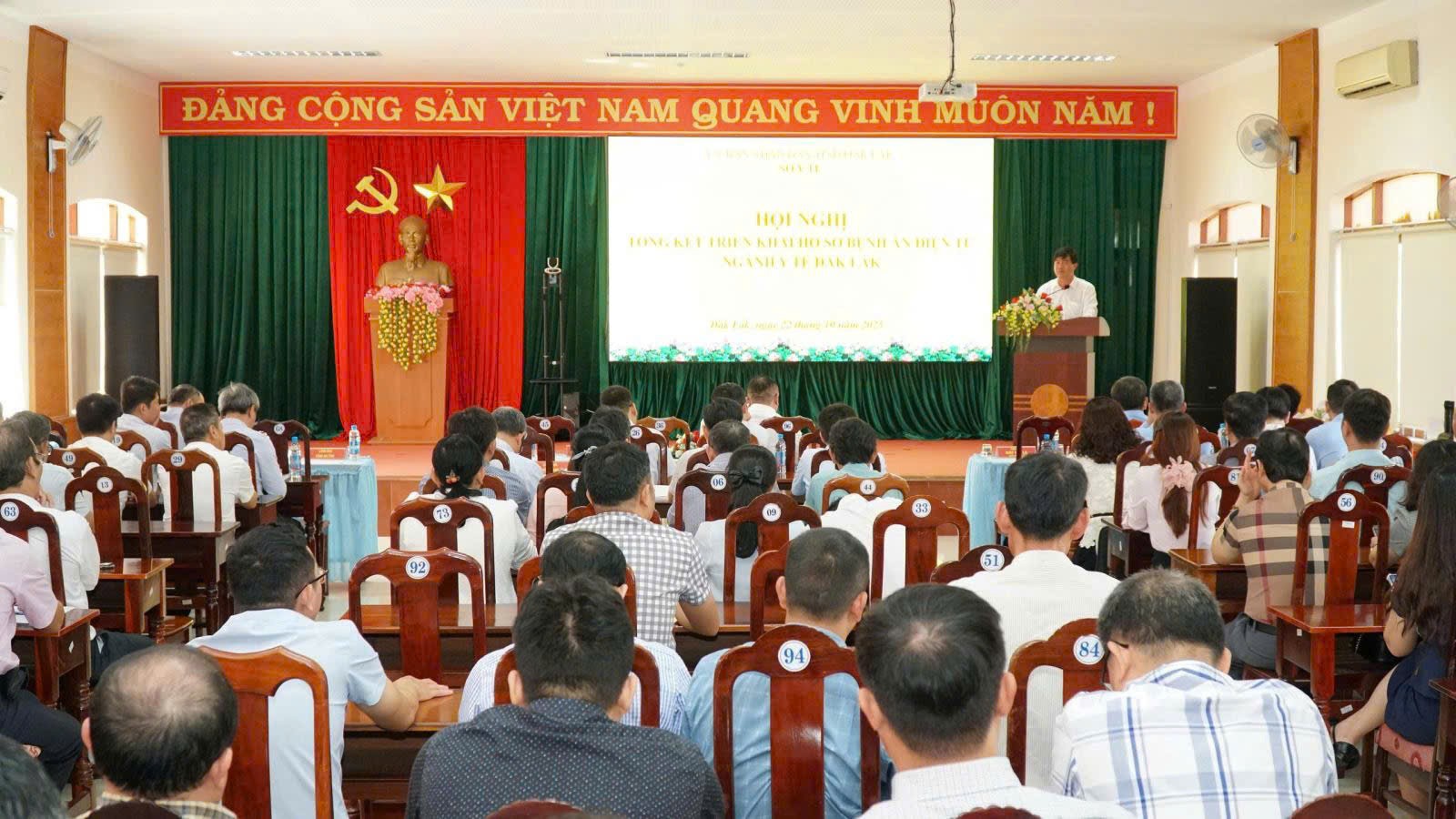 Đắk Lắk: Ngành Y tế đẩy mạnh chuyển đổi số, đạt nhiều kết quả nổi bật Đắk Lắk: Ngành Y tế đẩy mạnh chuyển đổi số, đạt nhiều kết quả nổi bật