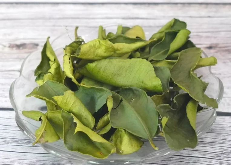 Công dụng của lá chanh theo y học cổ truyền