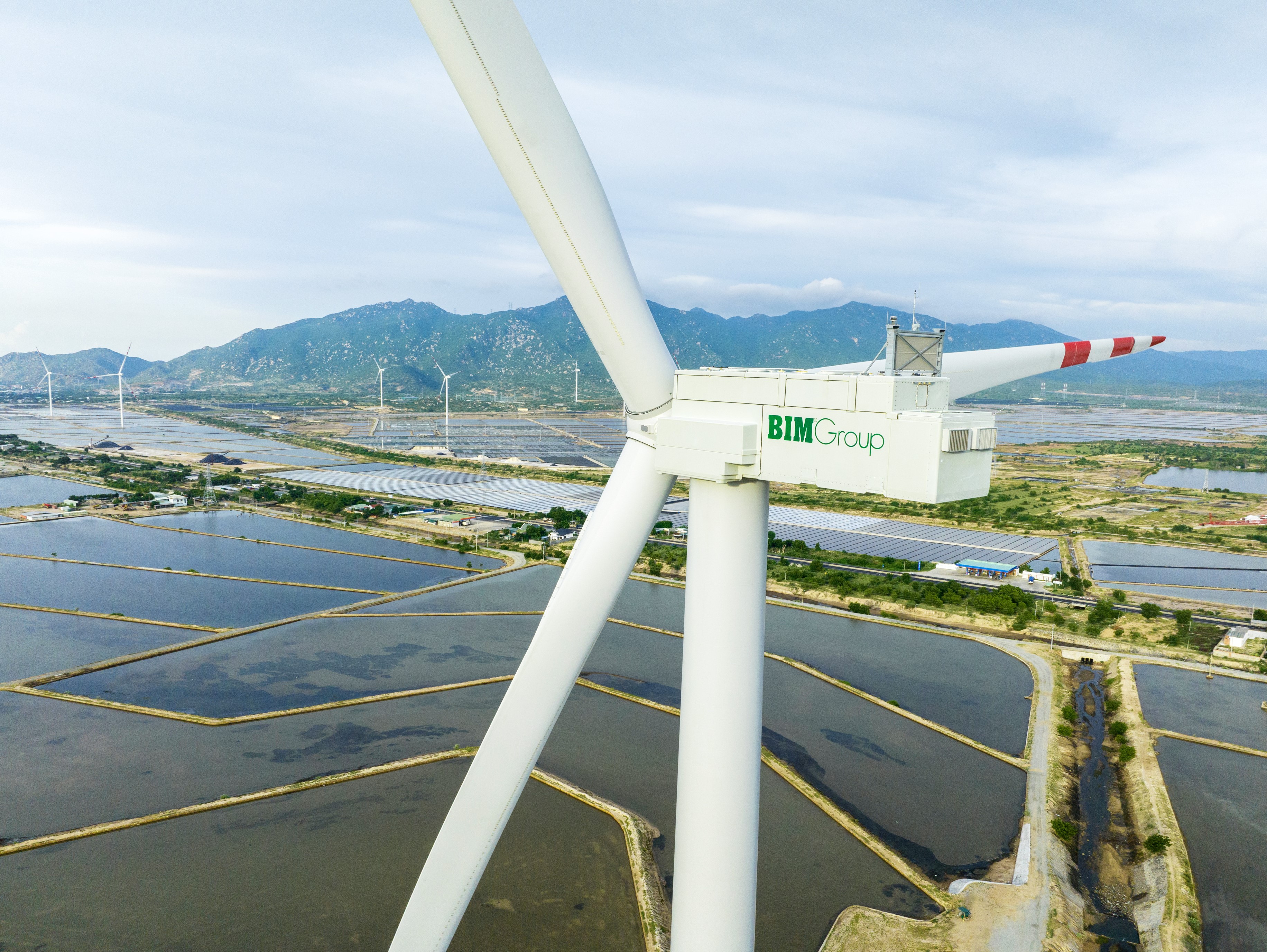 BIM Energy và ADB ký kết gói tài chính trị giá 107 triệu USD cho dự án năng  lượng sạch - VnEconomy
