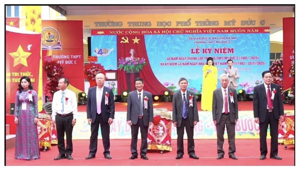 Trường THPT Mỹ Đức C: 40 năm xây dựng, phát triển và lan toả giá trị tri thức Trường THPT Mỹ Đức C: 40 năm xây dựng, phát triển và lan toả giá trị tri thức