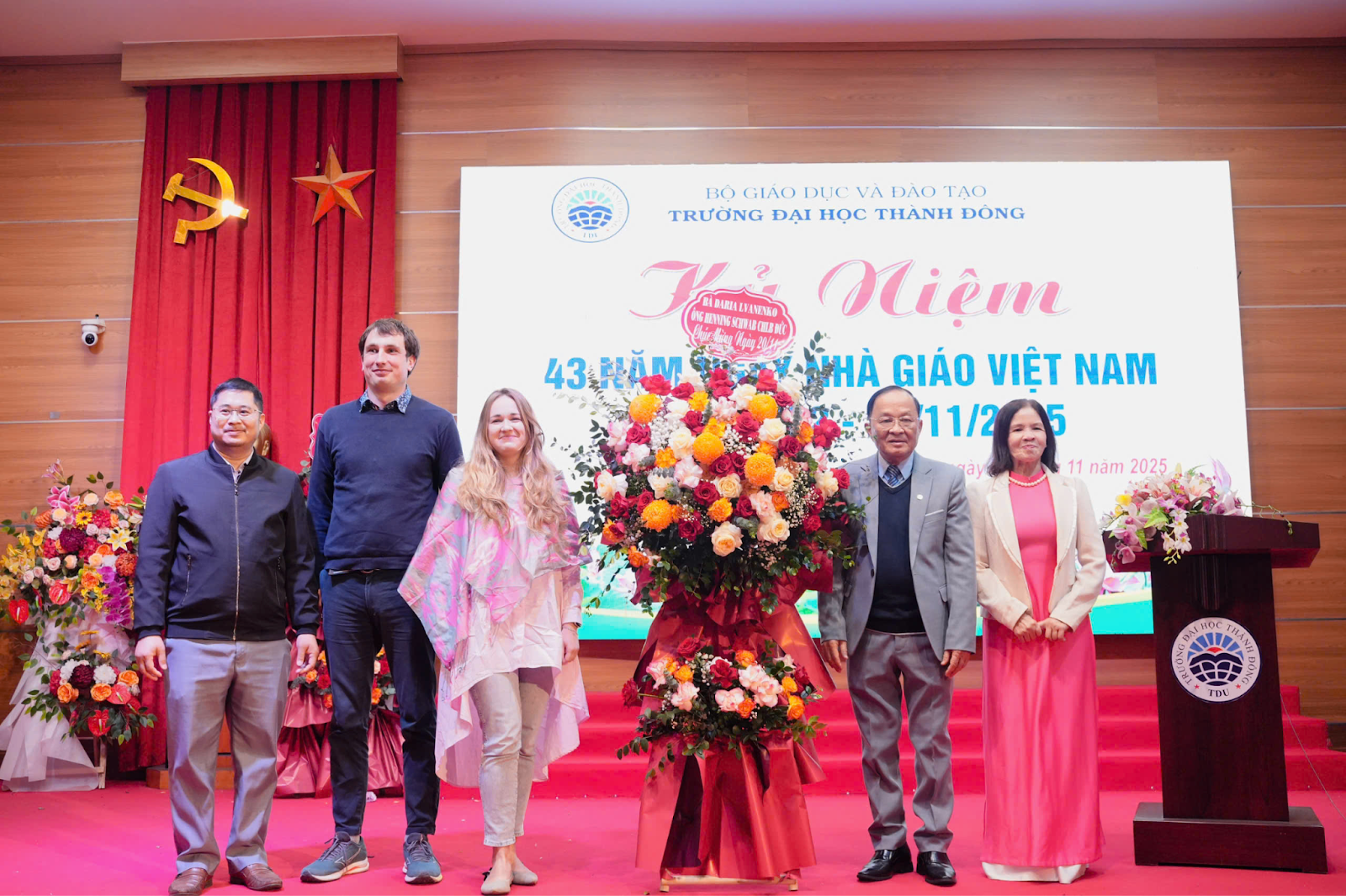 Trường Đại học Thành Đông kỷ niệm 43 năm Ngày Nhà giáo Việt Nam: Đẩy mạnh hợp tác doanh nghiệp và nâng cao hiệu quả tuyển sinh Trường Đại học Thành Đông kỷ niệm 43 năm Ngày Nhà giáo Việt Nam: Đẩy mạnh hợp tác doanh nghiệp và nâng cao hiệu quả tuyển sinh