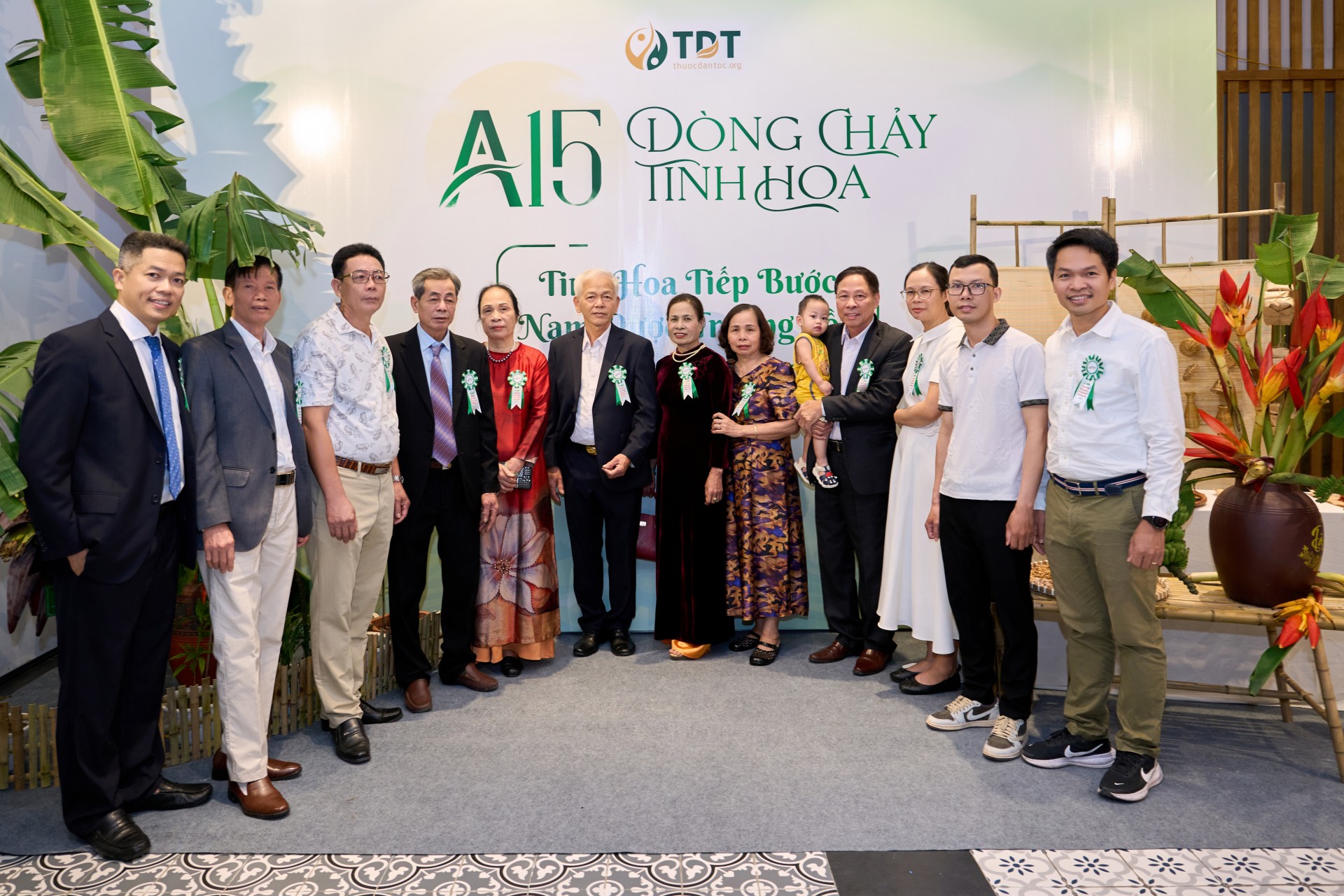 Kỷ niệm 15 năm Trung tâm Thuốc Dân Tộc: Hành trình gieo mầm tinh hoa Y học cổ truyền Việt Nam