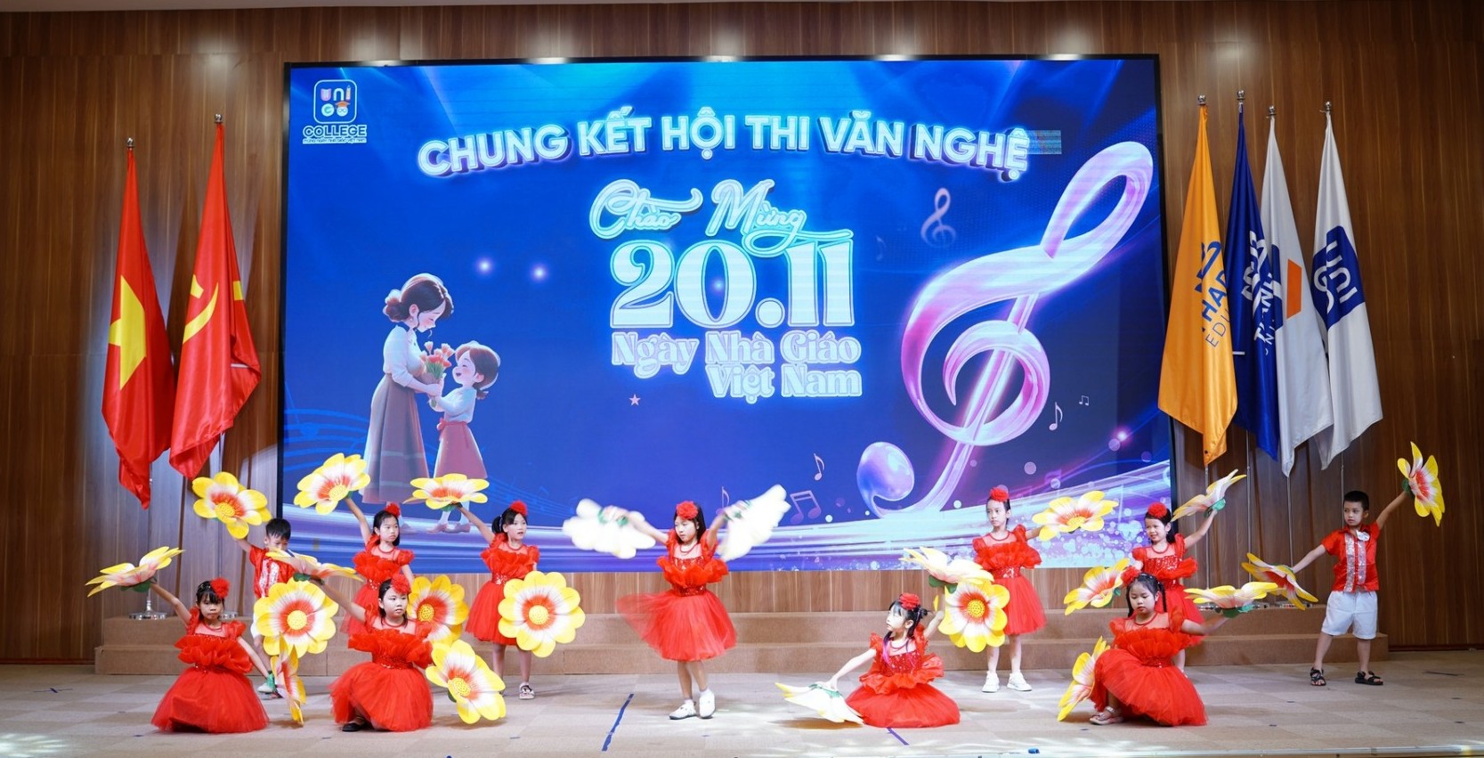 Rực rỡ sắc màu tri ân: Chung kết Hội thi Văn nghệ chào mừng Ngày nhà giáo Việt Nam tại Trường UNIGO