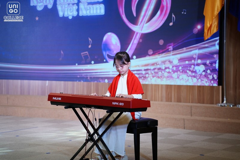 Rực rỡ sắc màu tri ân: Chung kết Hội thi Văn nghệ chào mừng Ngày nhà giáo Việt Nam tại Trường UNIGO