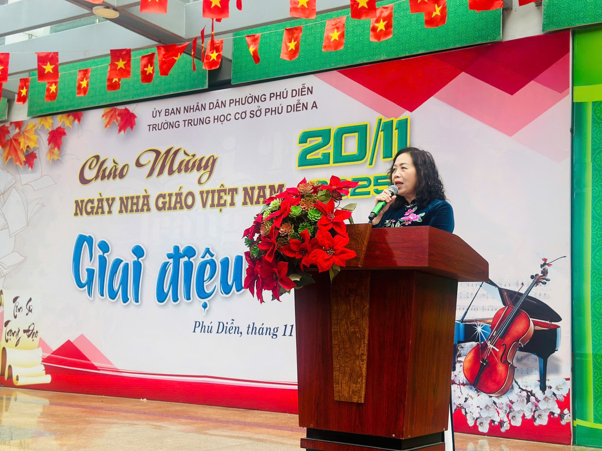 Hà Nội: “Giai điệu tri ân” – Dấu ấn đẹp trong Lễ kỷ niệm Ngày Nhà giáo Việt Nam tại THCS Phú Diễn A, Phú Diễn