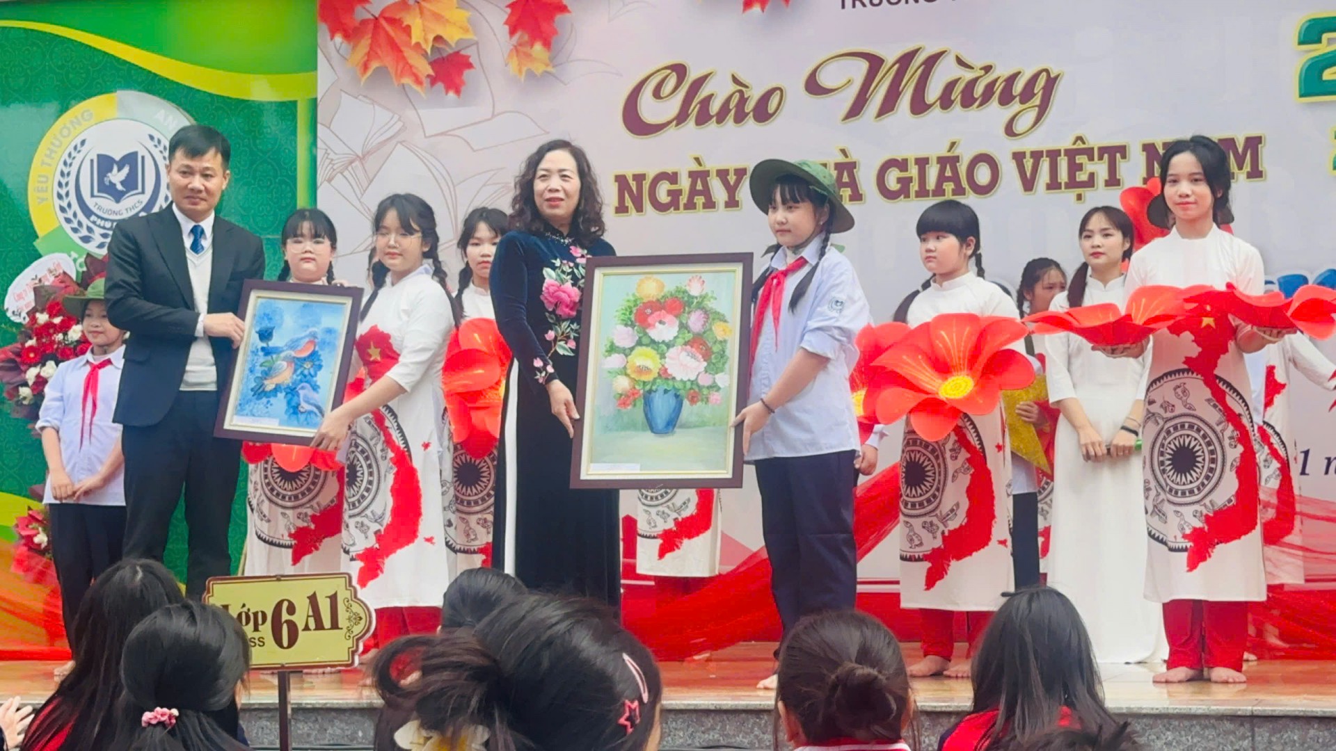 Hà Nội: “Giai điệu tri ân” – Dấu ấn đẹp trong Lễ kỷ niệm Ngày Nhà giáo Việt Nam tại THCS Phú Diễn A, Phú Diễn