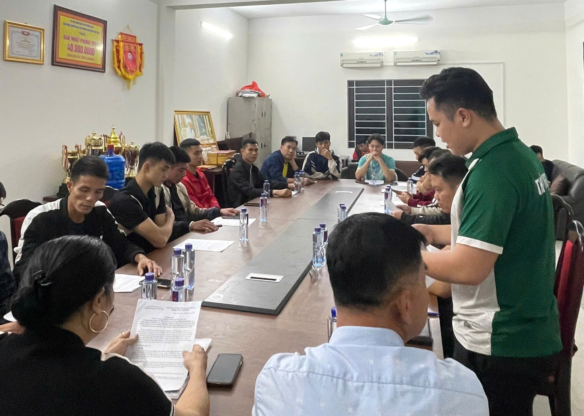 Thôn Ngọc Chi triển khai chuỗi hoạt động hướng về Lễ Khánh thành Đình làng và phát hành cuốn “Lịch sử Chi bộ thôn Ngọc Chi”