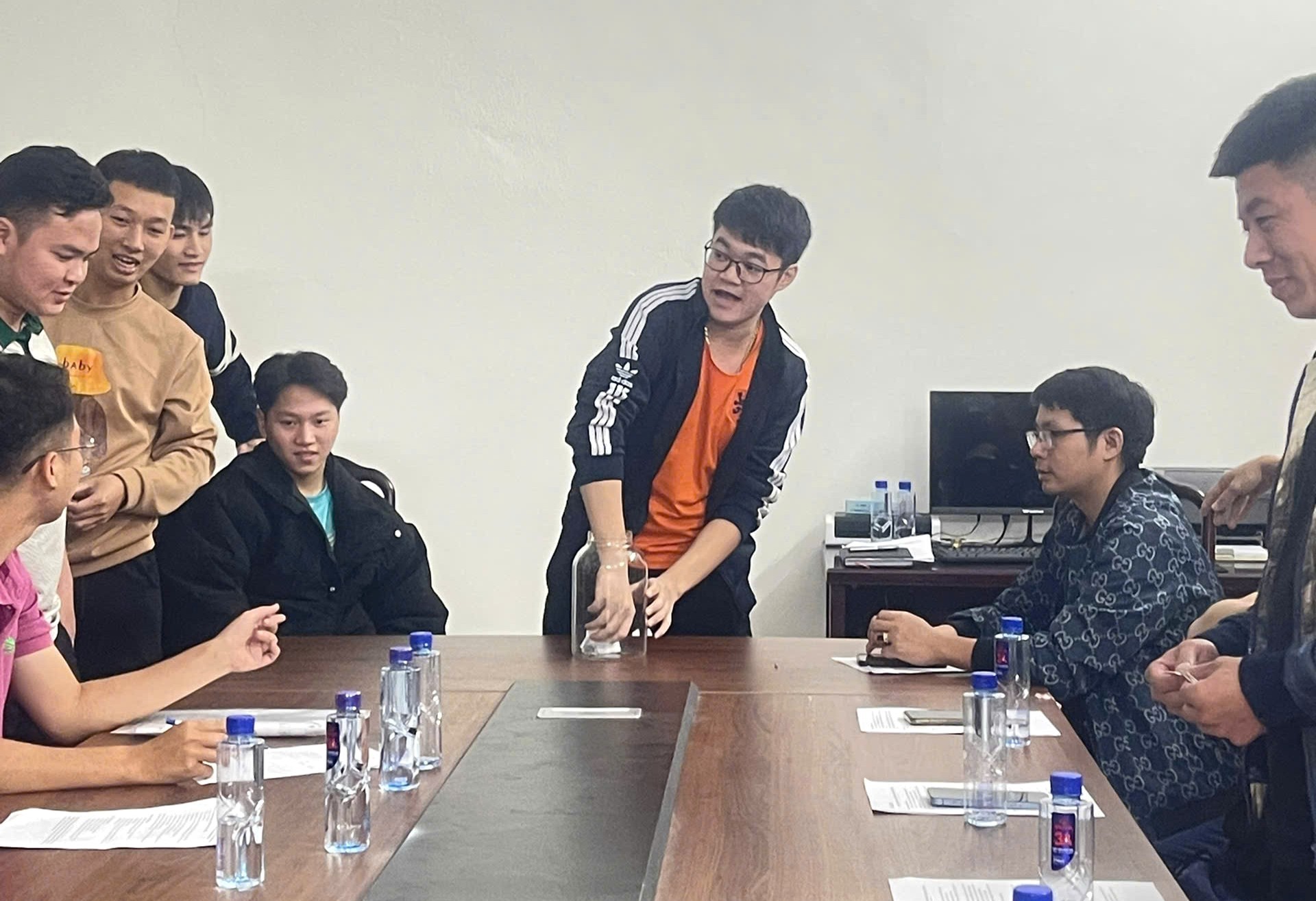 Thôn Ngọc Chi triển khai chuỗi hoạt động hướng về Lễ Khánh thành Đình làng và phát hành cuốn “Lịch sử Chi bộ thôn Ngọc Chi”